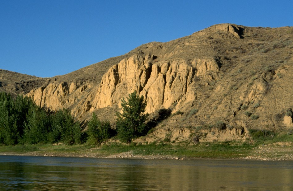 A view of the cliffs from a canoe on the South Saskatchewan River